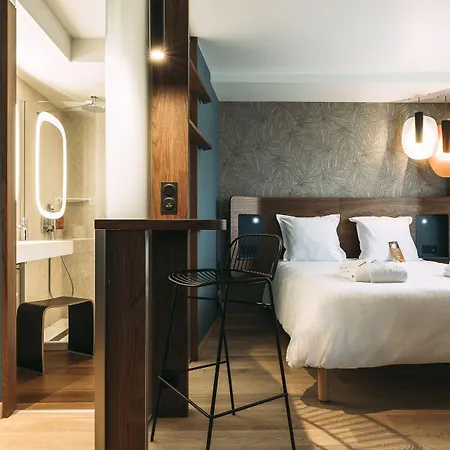 Hotel Oceania Paris Porte De Versailles 4*