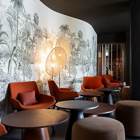 オセアニア パリ ポルト ドゥ ヴェルサイユ イシー＝レ＝ムリノー