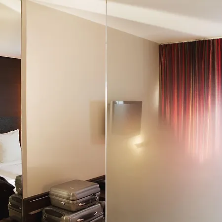 オセアニア パリ ポルト ドゥ ヴェルサイユ ホテル