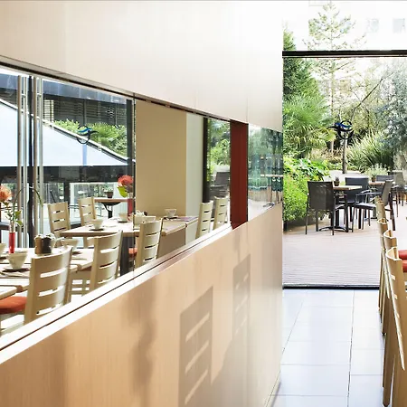 オセアニア パリ ポルト ドゥ ヴェルサイユ ホテル