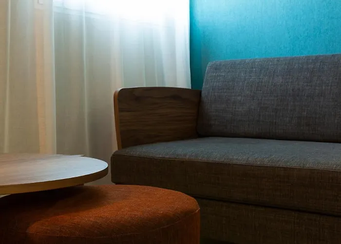 오세아니아 파리 포르트 드 베르사유 호텔 이씨레물리노