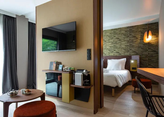 호텔 오세아니아 파리 포르트 드 베르사유