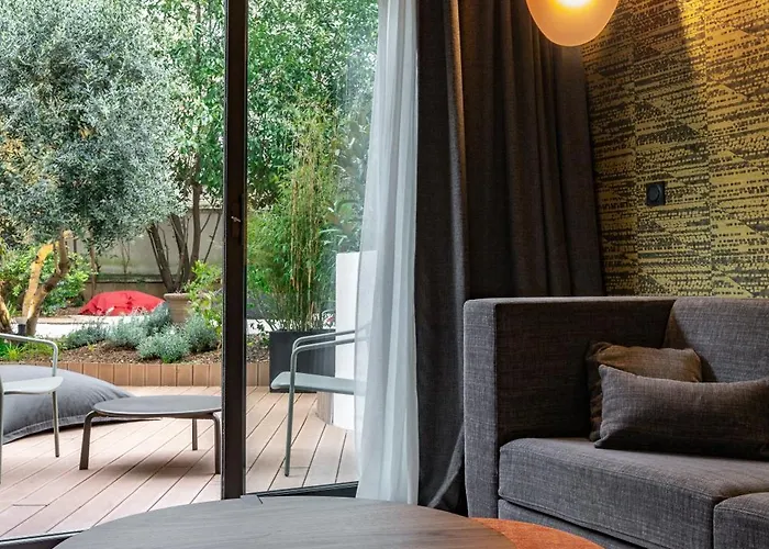 호텔 오세아니아 파리 포르트 드 베르사유