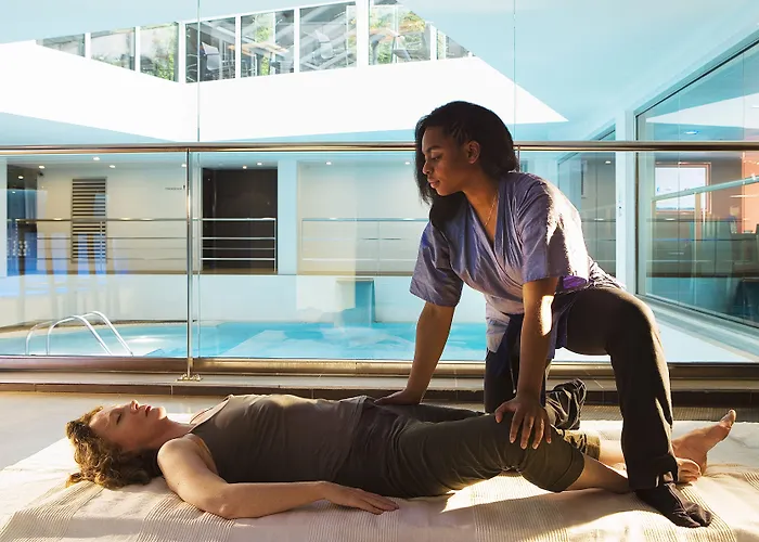 오세아니아 파리 포르트 드 베르사유 호텔