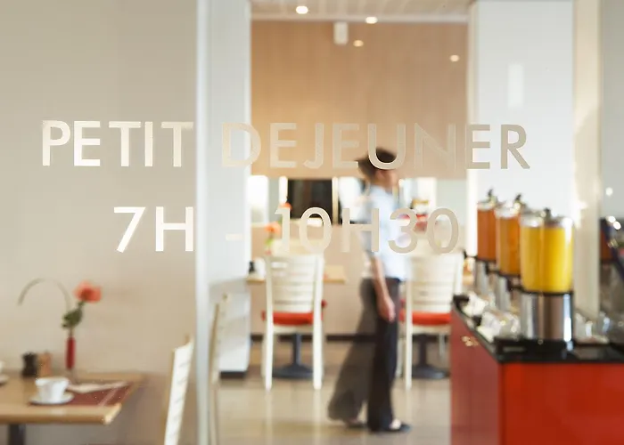 오세아니아 파리 포르트 드 베르사유 이씨레물리노