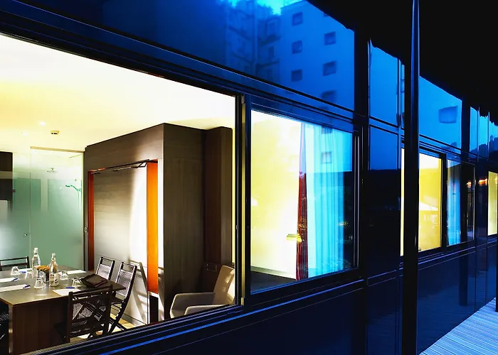 호텔 오세아니아 파리 포르트 드 베르사유 이씨레물리노