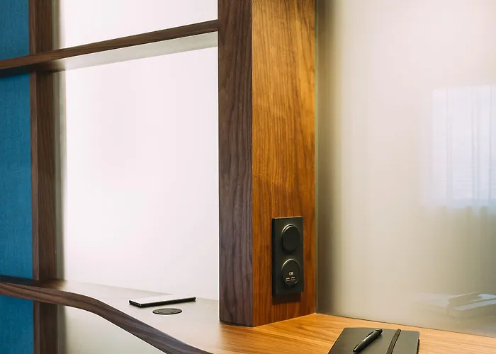 호텔 오세아니아 파리 포르트 드 베르사유